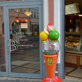 Eiscafé Bassano eiscafe bassano 4 280x280 - Eiscafé Bassano