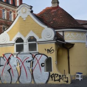jugendstilklo bamberg 01 280x280 - Jugendstilklo am ZOB
